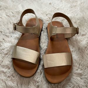Lucita gold sandals